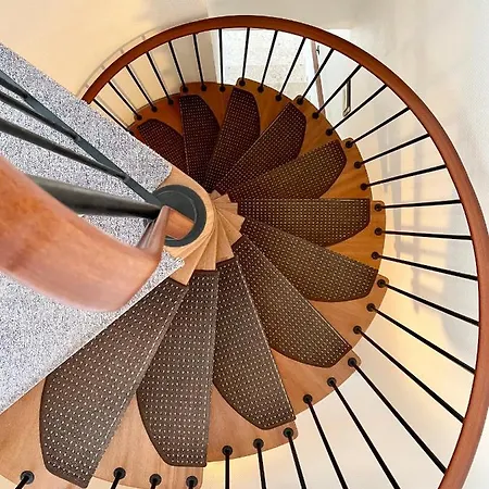 Zur Schoenen Aussicht *